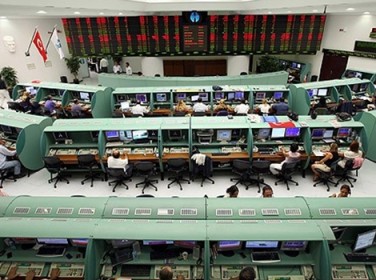 Piyasalarda yön arayışı sürüyor