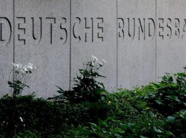 Bundesbank’tan ‘ticaret savaşları’ uyarısı